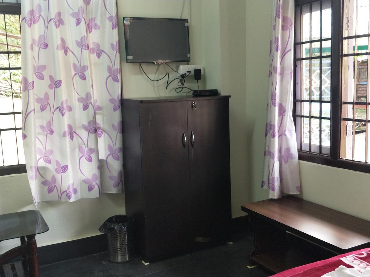 Hotel Pine Leaf Gangtok Exterior photo