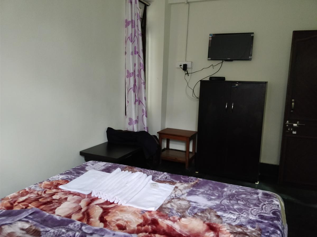 Hotel Pine Leaf Gangtok Exterior photo