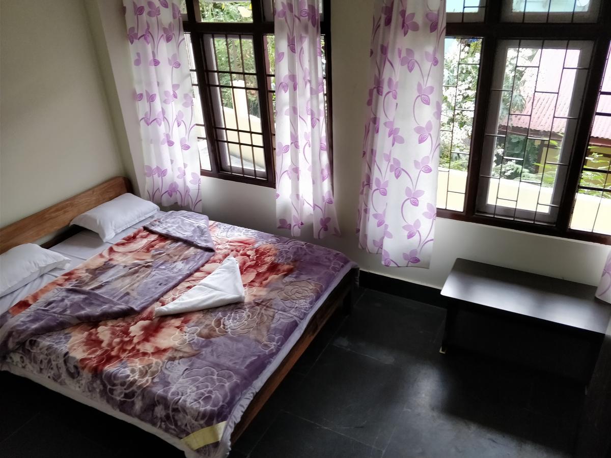 Hotel Pine Leaf Gangtok Exterior photo